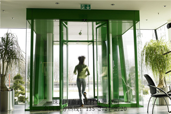 卫生间用的门有哪些类型 有哪些节能镀膜玻璃